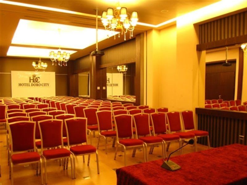 Doro Tirana
