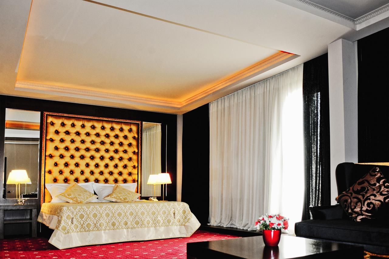 Doro Hotel 4*